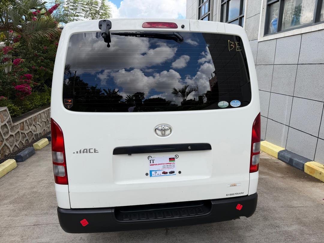 Toyota Toyota haice photo 5